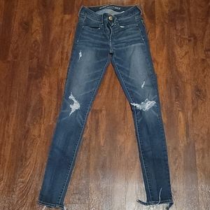 American Eagle ripped skinny Jeans, size 2 long